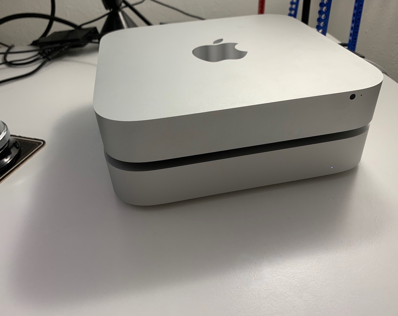 2011 Mac mini on top of 2020 Mac mini