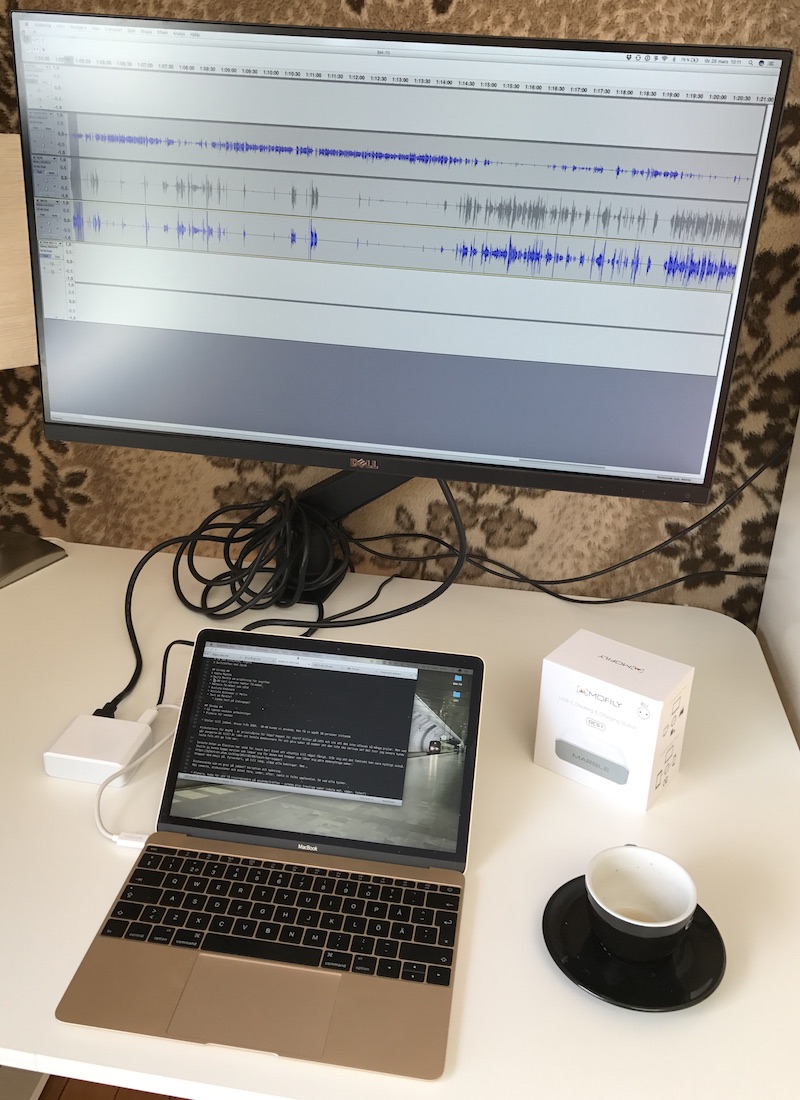 Marble connected to computer and screen