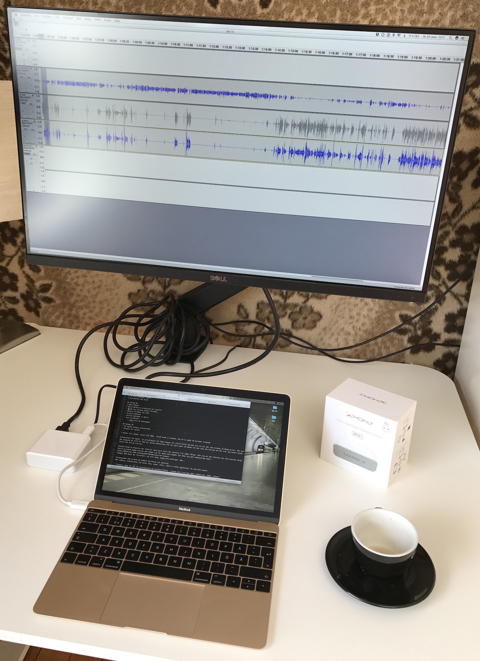 Marble connected to computer and screen