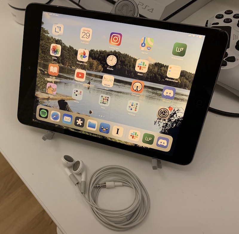 Ipad mini 2 from 2013, still going strong