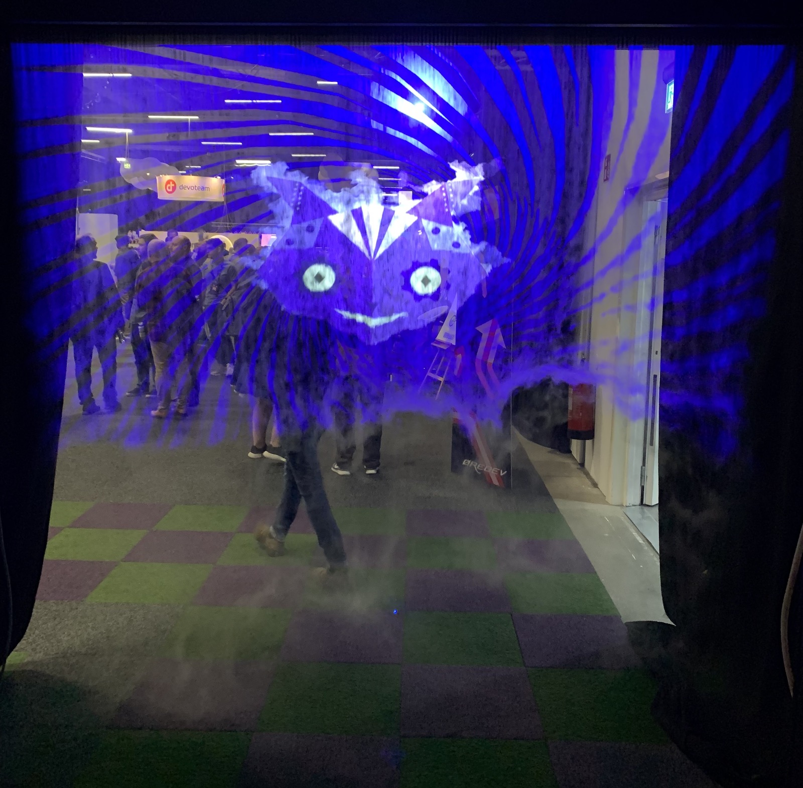 Entering Øredev through the smoke screen