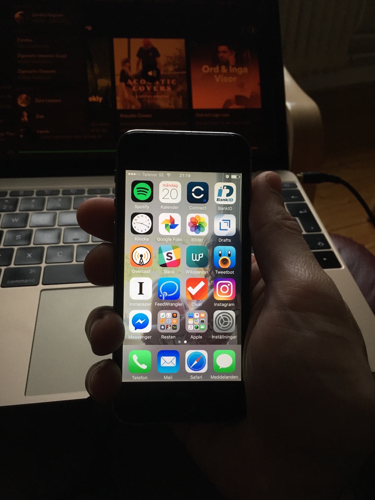 Iphone 5S, doing the small thing
